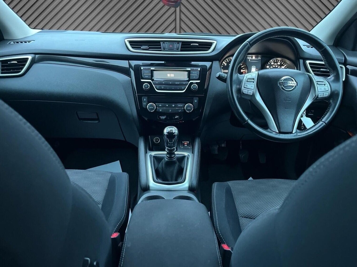 Used Nissan Qashqai 2015 for sale - 77342605: Photo 20