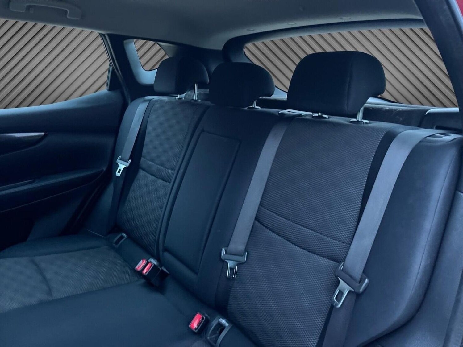 Used Nissan Qashqai 2015 for sale - 77342605: Photo 21