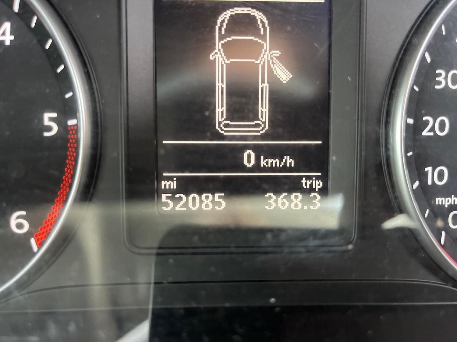 Used Volkswagen Touran 2013 for sale - 77173234: Photo 27