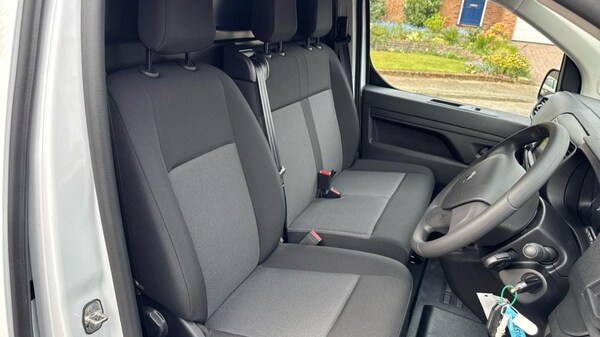 Used Peugeot Expert 2023 for sale - 74384973: Photo 20
