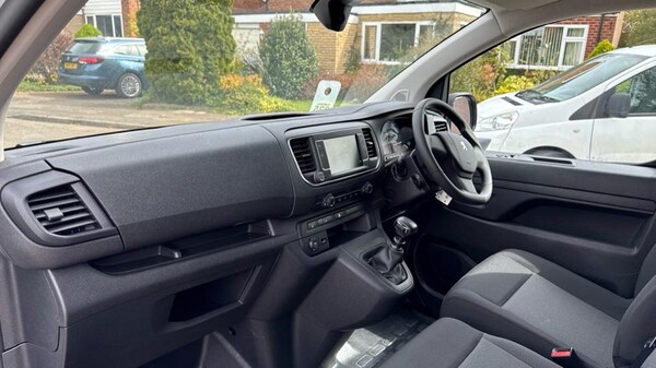 Used Peugeot Expert 2023 for sale - 74384973: Photo 37