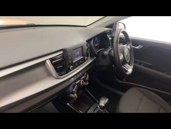 Used Kia Rio 2017 for sale - 74702106: Photo