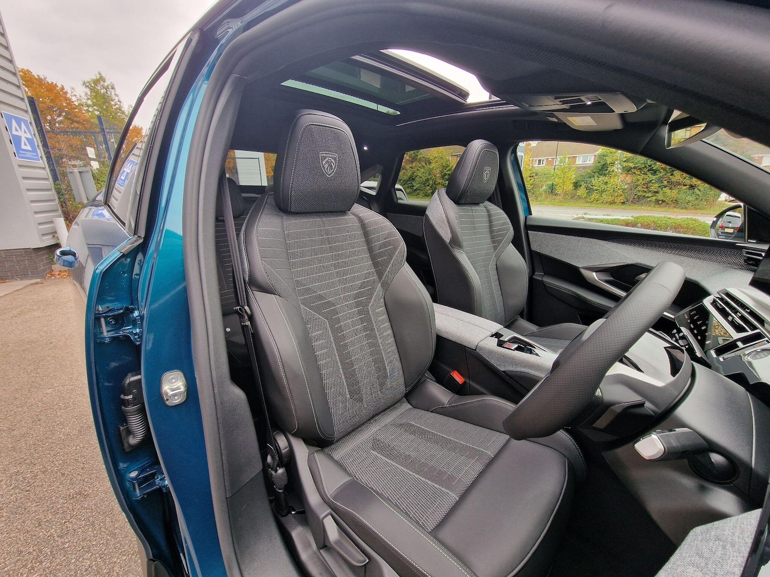 Used Peugeot 3008 2025 for sale - 76327671: Photo 29