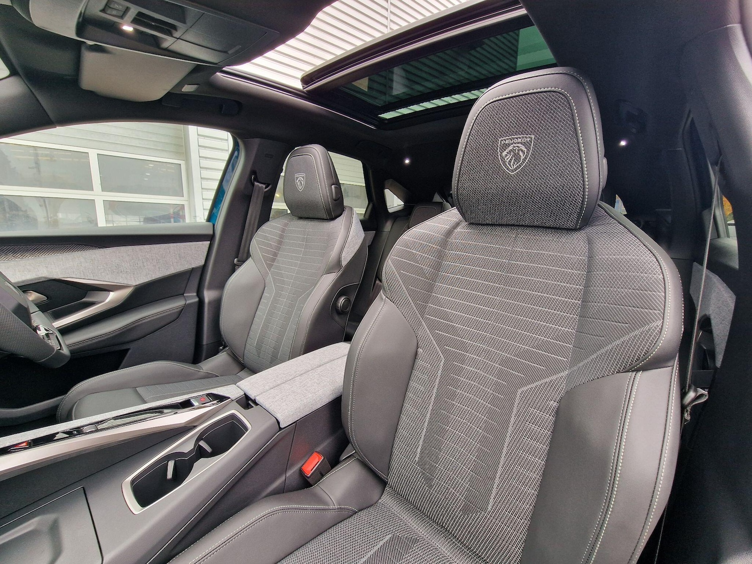 Used Peugeot 3008 2025 for sale - 76327671: Photo 40