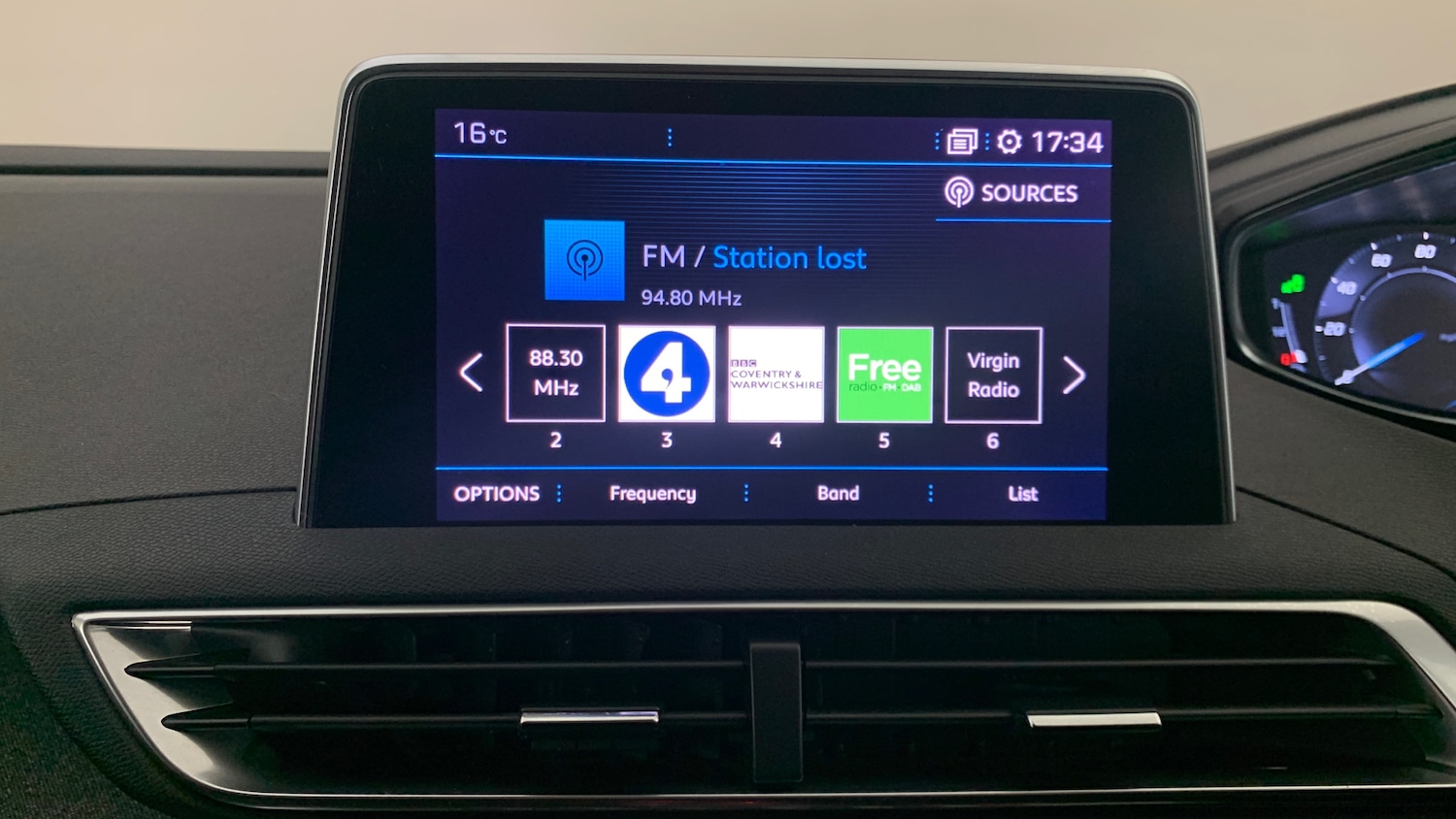 Used Peugeot 3008 2018 for sale - 76327648: Photo 24