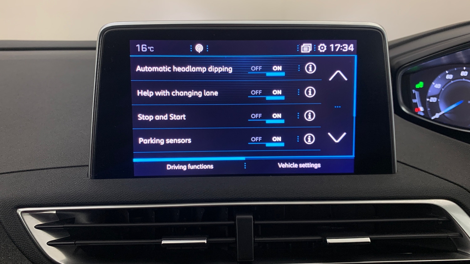 Used Peugeot 3008 2018 for sale - 76327648: Photo 27