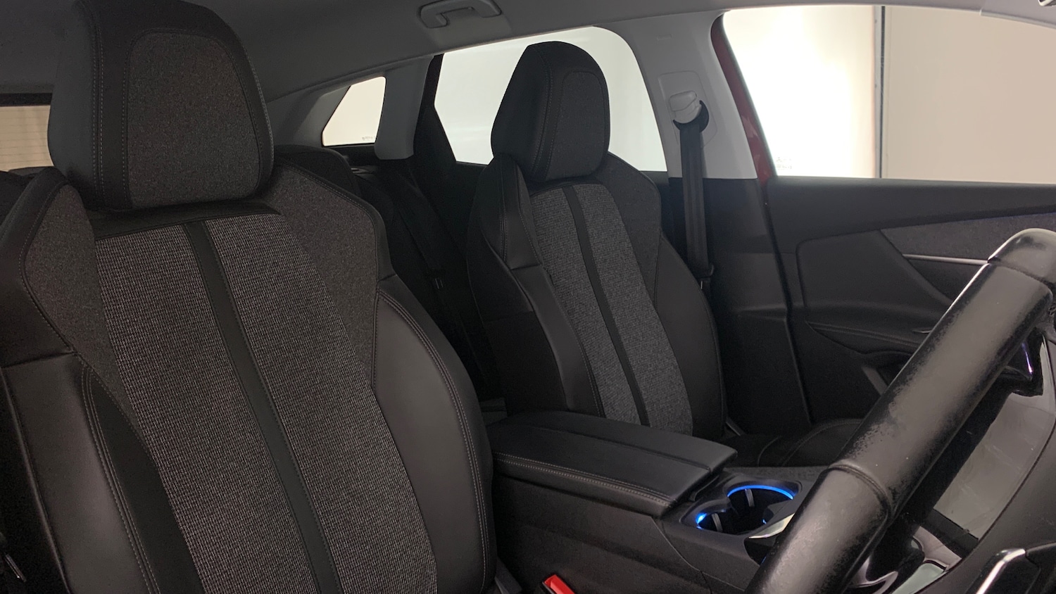 Used Peugeot 3008 2018 for sale - 76327648: Photo 40