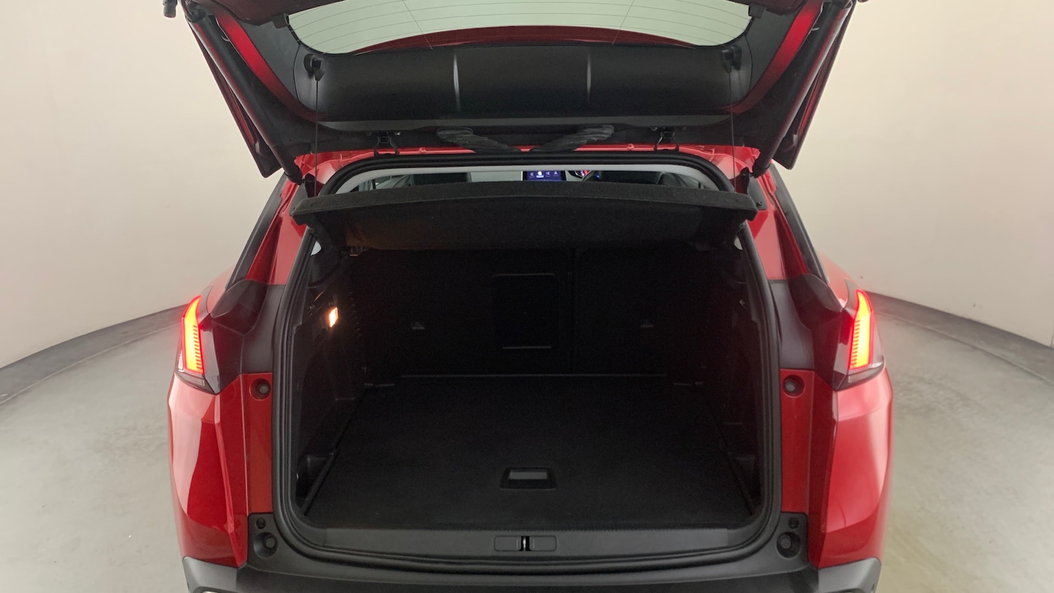 Used Peugeot 3008 2018 for sale - 76327648: Photo 5