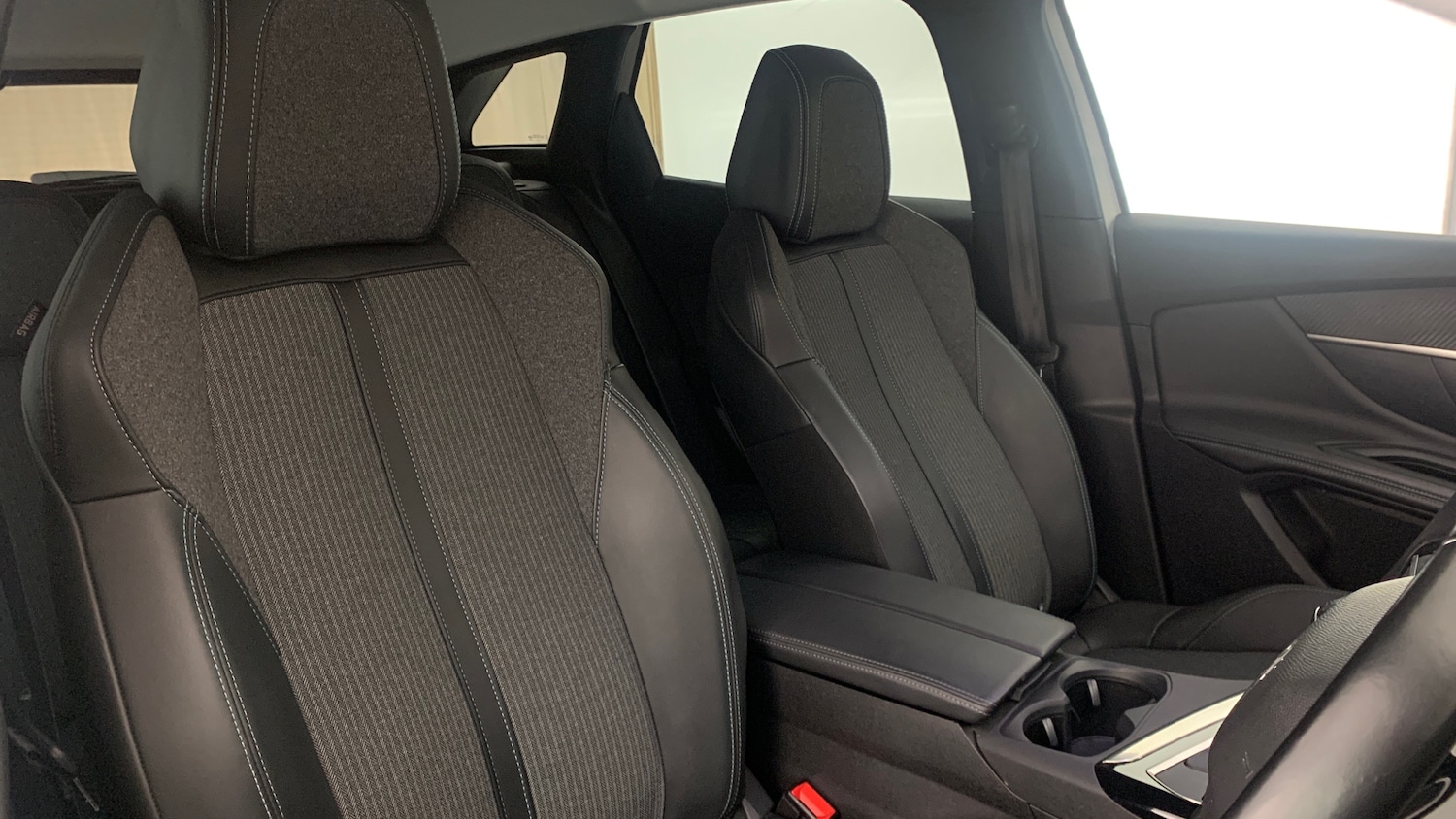 Used Peugeot 3008 2022 for sale - 76586391: Photo 38