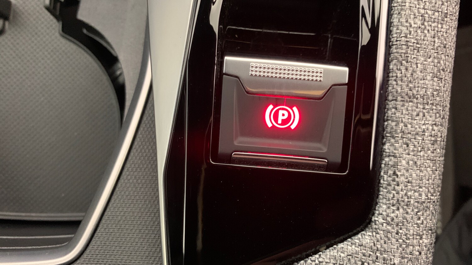 Used Peugeot 3008 2024 for sale - 76359069: Photo 35