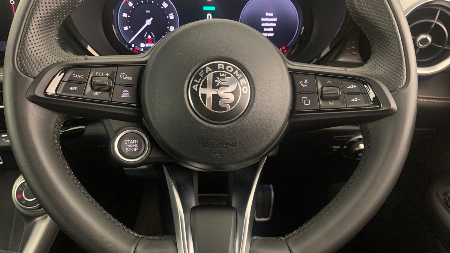 Used Alfa Romeo Tonale 2024 for sale - 76458412: Photo 34