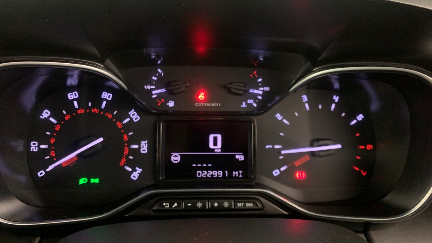 Used Citroen C3 Aircross 2023 for sale - 76458458: Photo 10