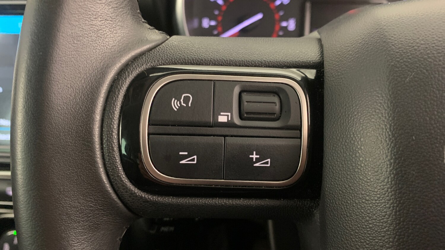 Used Citroen C3 Aircross 2023 for sale - 76458458: Photo 19