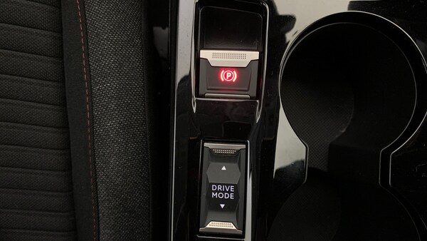 Used Peugeot 208 2023 for sale - 76110260: Photo 32