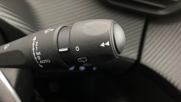 Used Peugeot 208 2023 for sale - 76110260: Photo 34