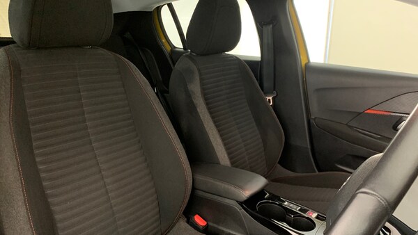 Used Peugeot 208 2023 for sale - 76110260: Photo 38