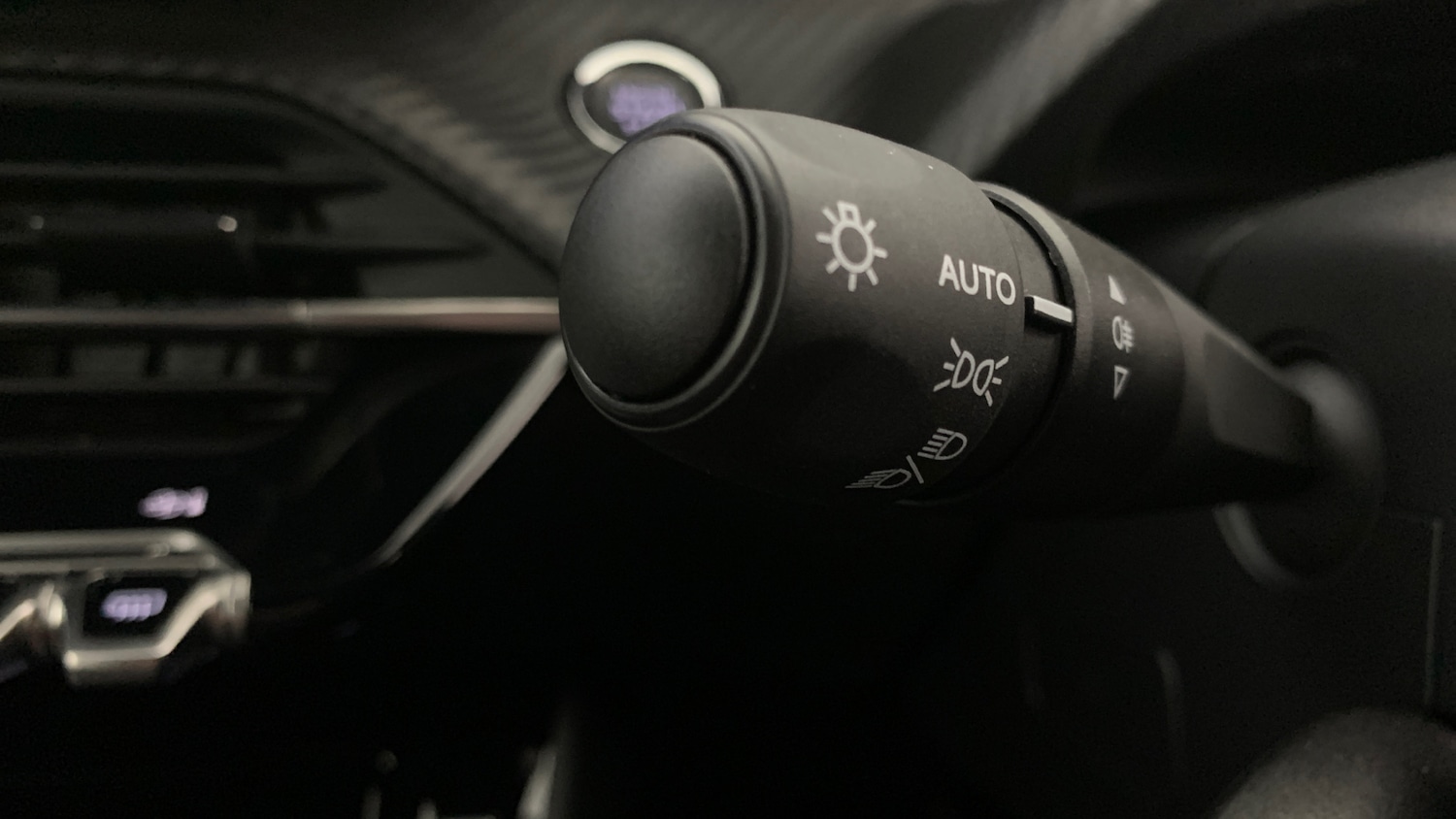 Used Peugeot 2008 2025 for sale - 77244473: Photo 41