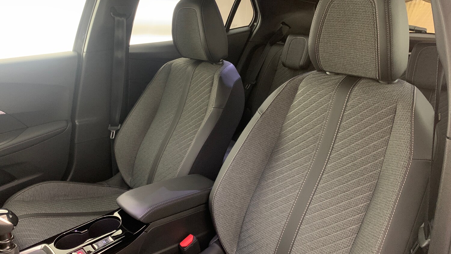 Used Peugeot 2008 2025 for sale - 77244473: Photo 53