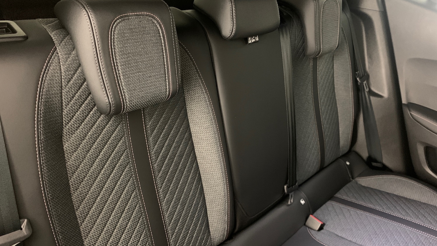 Used Peugeot 2008 2025 for sale - 77244473: Photo 7