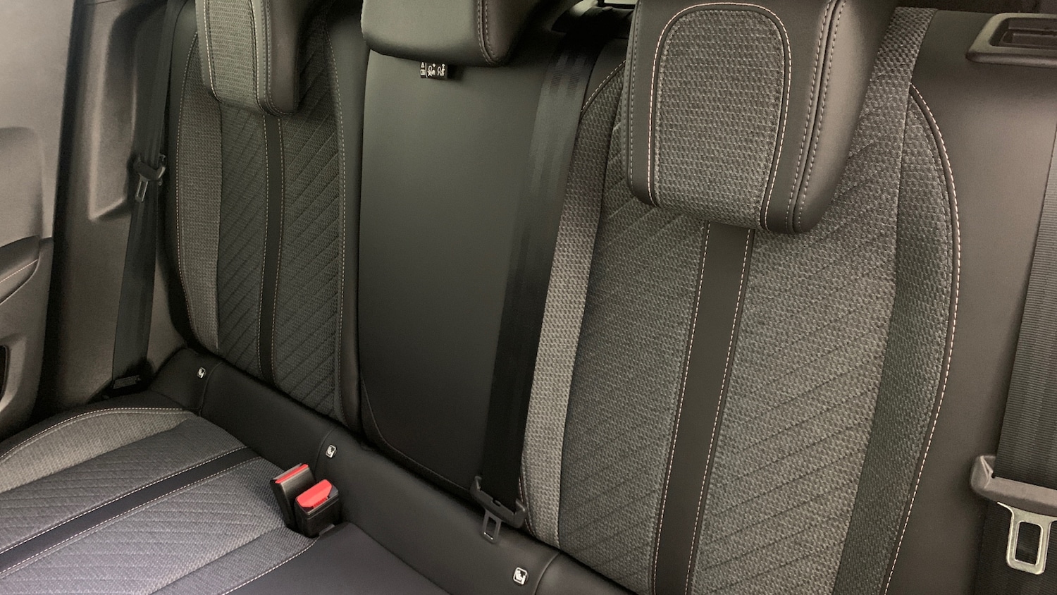 Used Peugeot 2008 2025 for sale - 77244473: Photo 8