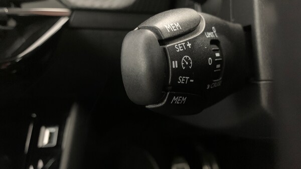 Used Peugeot 208 2022 for sale - 76061503: Photo 35