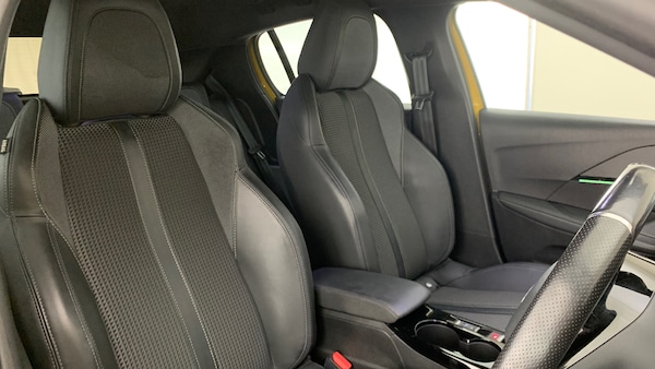 Used Peugeot 208 2022 for sale - 76061503: Photo 38