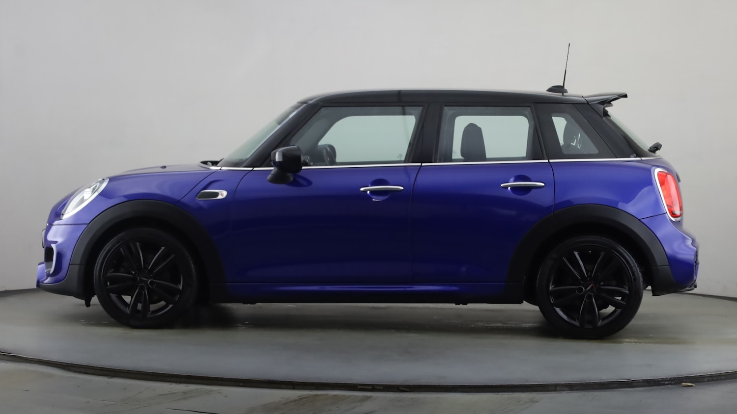 Used MINI Hatch 2019 for sale - 76716068: Photo 15
