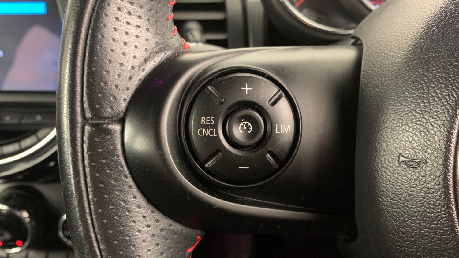 Used MINI Hatch 2019 for sale - 76716068: Photo 20