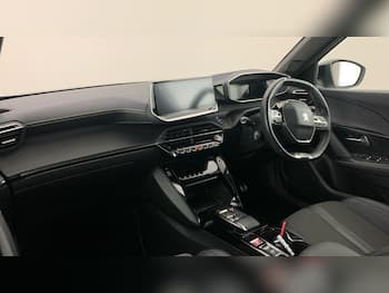 Used Peugeot 2008 2024 for sale - 79751874: Photo