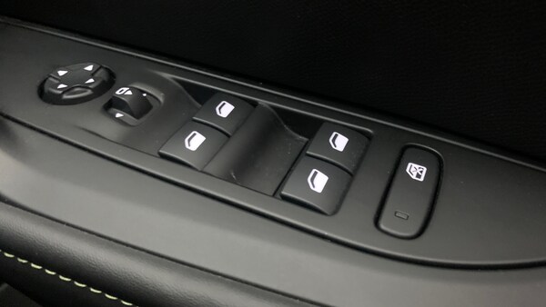 Used Peugeot 208 2022 for sale - 75671390: Photo 39