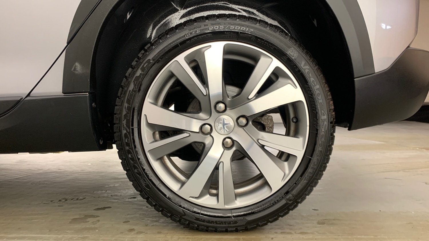 Used Peugeot 2008 2019 for sale - 76086028: Photo 17