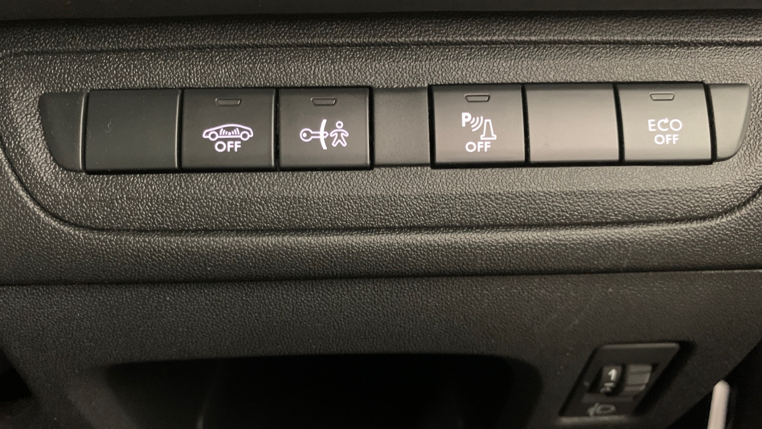 Used Peugeot 2008 2019 for sale - 76086028: Photo 20