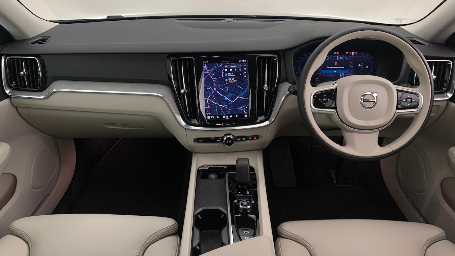 Used Volvo V60 2025 for sale - 76716069: Photo 10