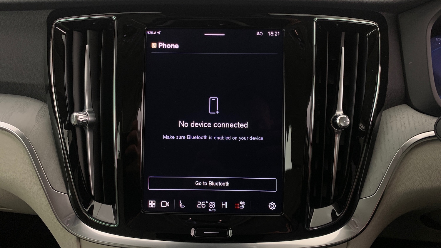 Used Volvo V60 2025 for sale - 76716069: Photo 12