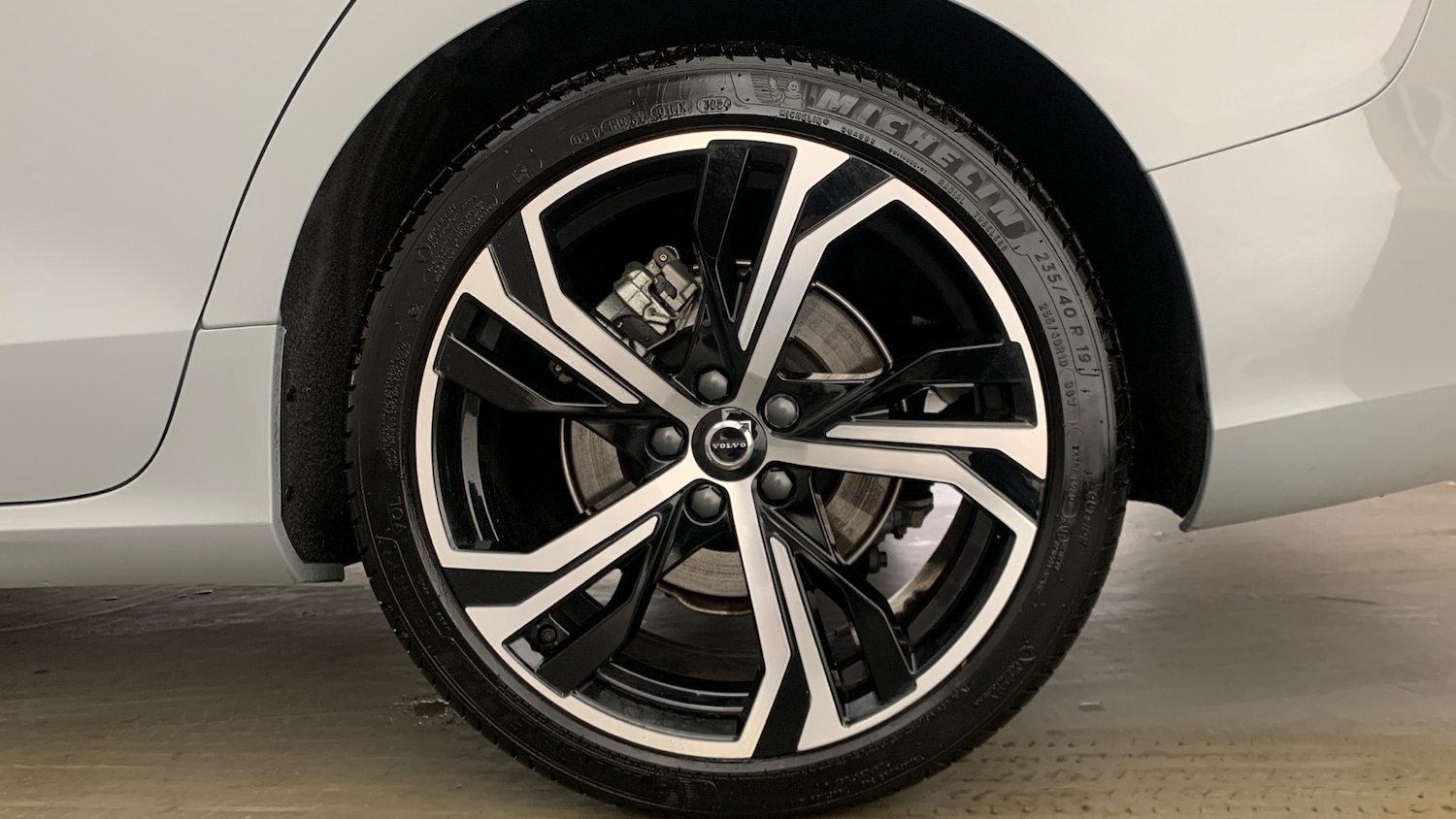 Used Volvo V60 2025 for sale - 76716069: Photo 18