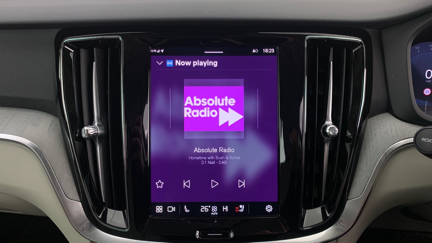 Used Volvo V60 2025 for sale - 76716069: Photo 27