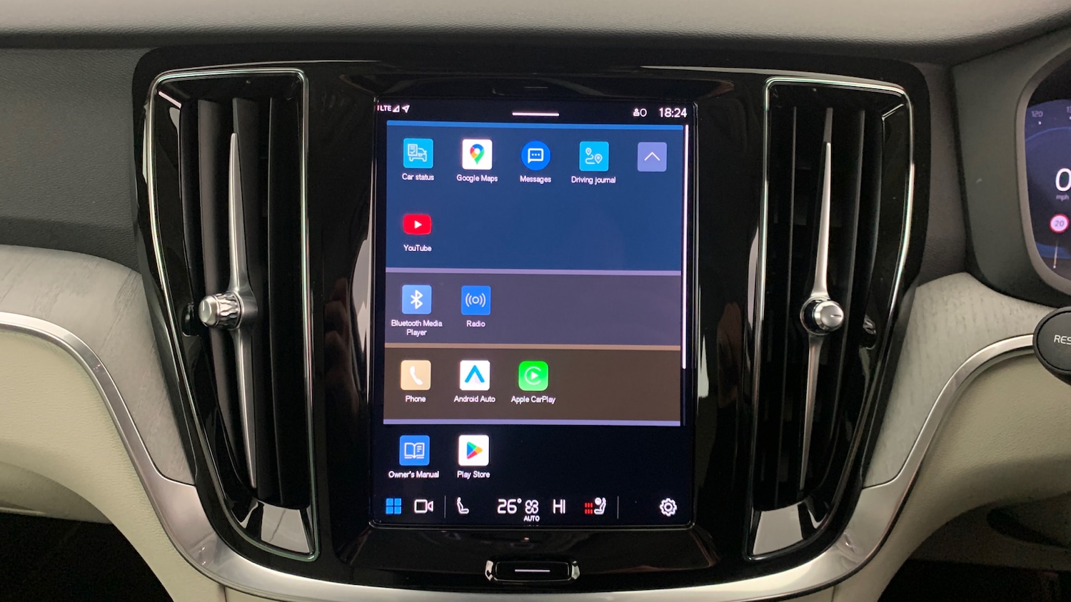 Used Volvo V60 2025 for sale - 76716069: Photo 30