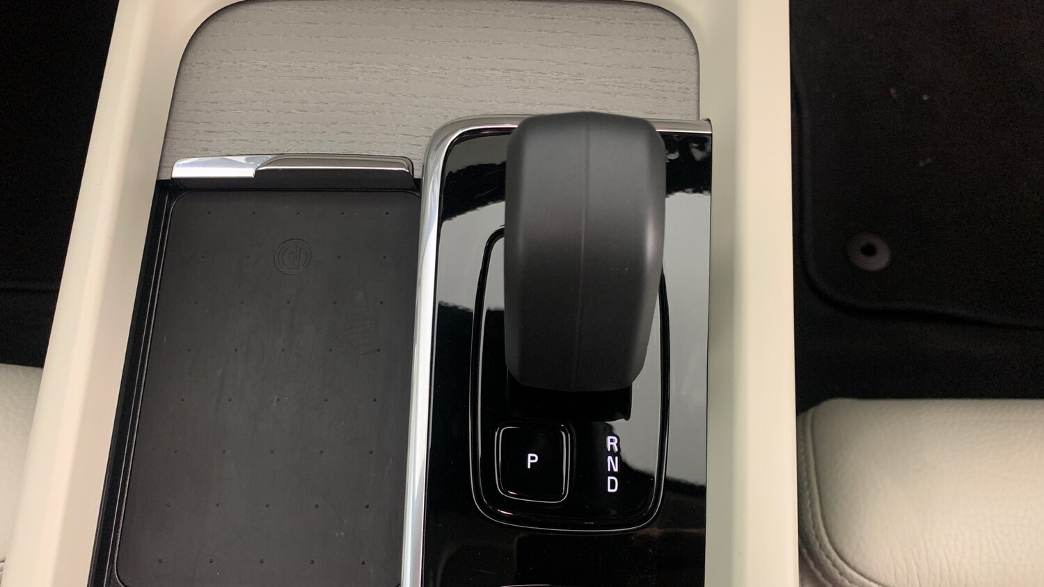 Used Volvo V60 2025 for sale - 76716069: Photo 33