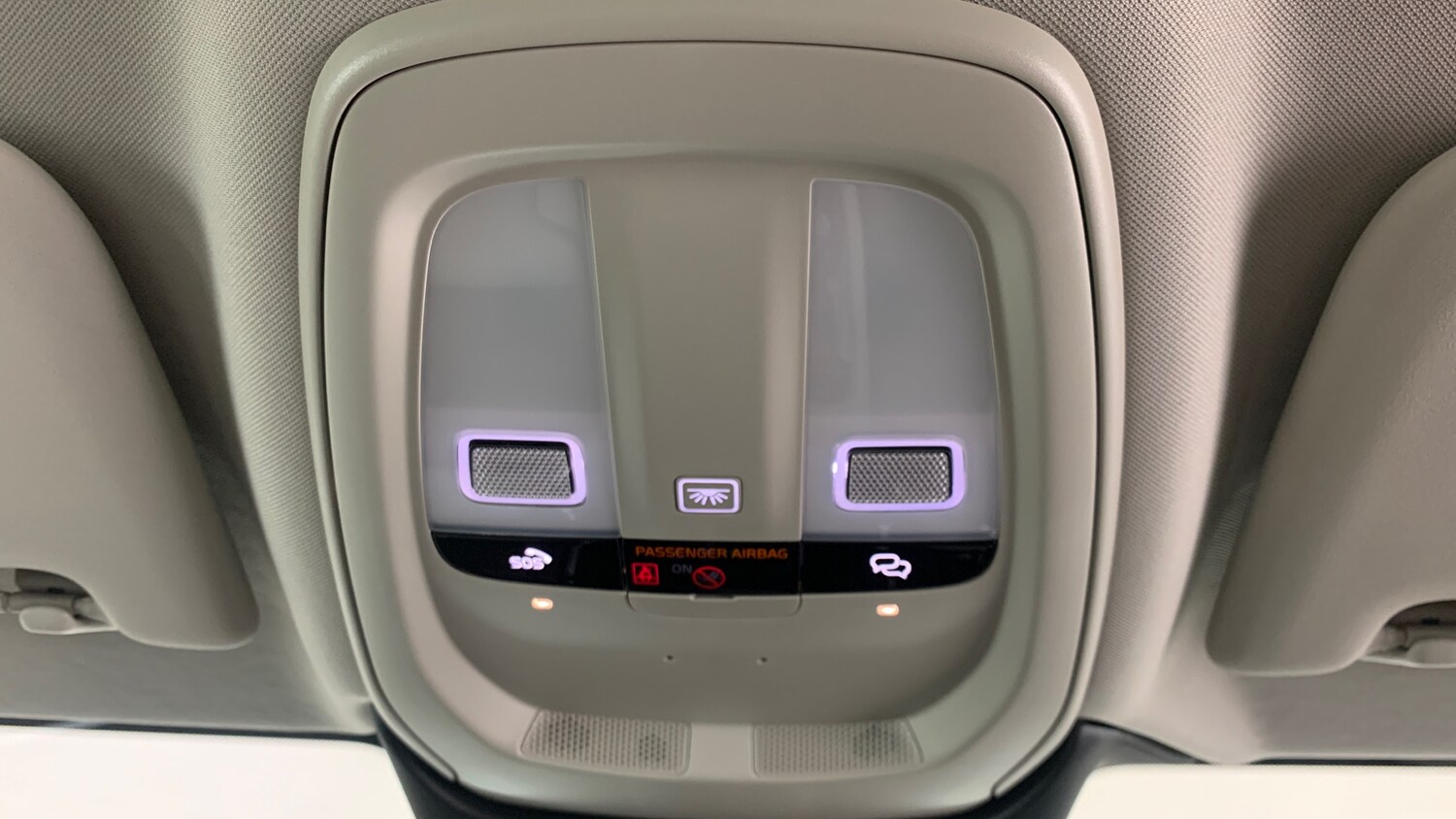 Used Volvo V60 2025 for sale - 76716069: Photo 39