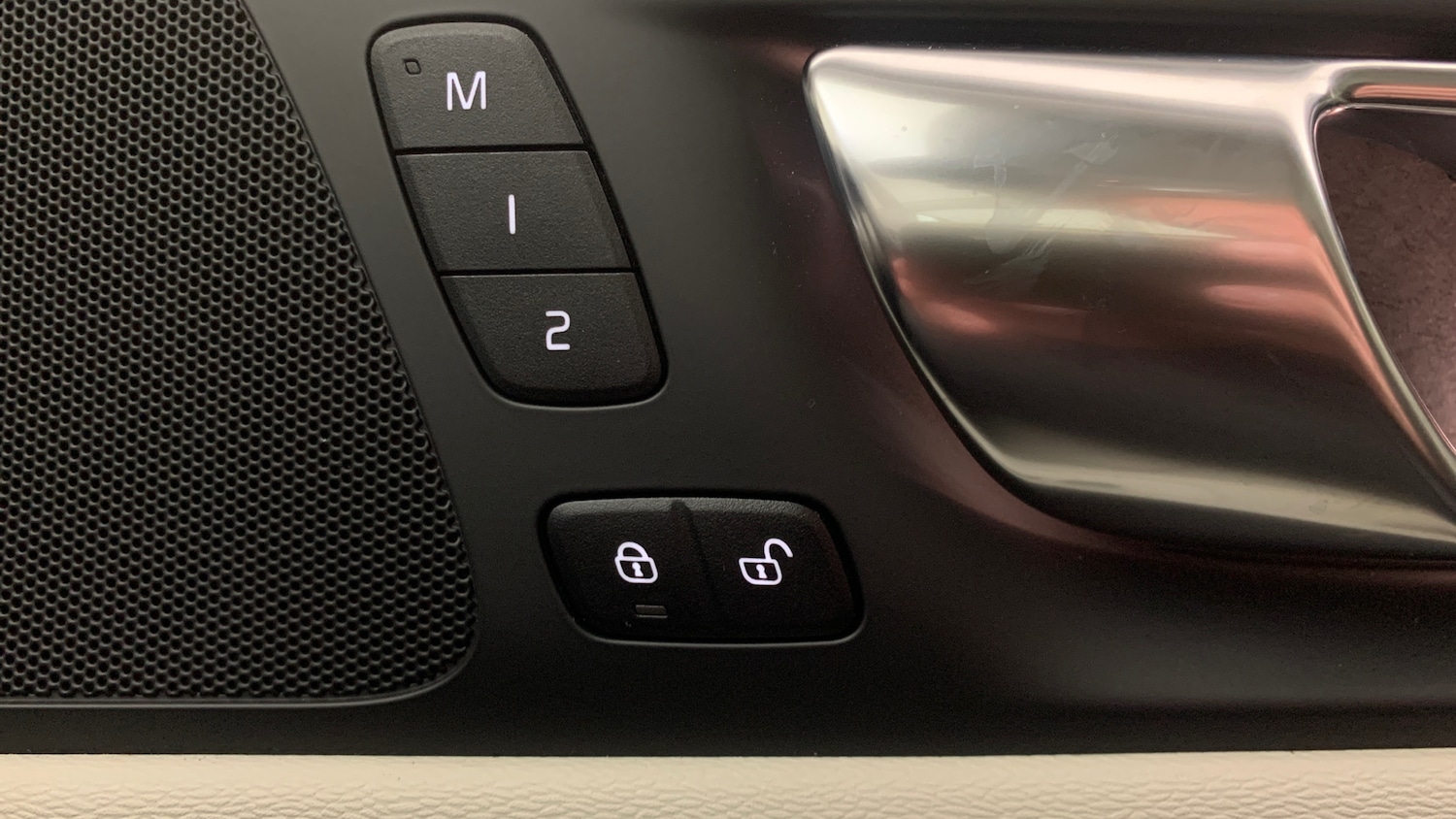 Used Volvo V60 2025 for sale - 76716069: Photo 47