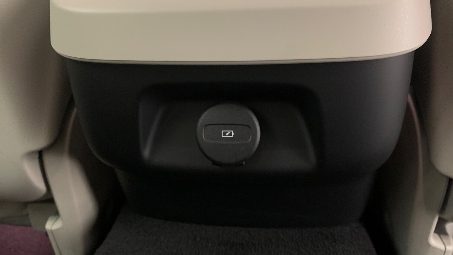 Used Volvo V60 2025 for sale - 76716069: Photo 51