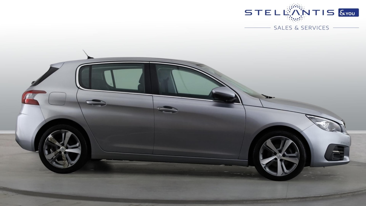 Used Peugeot 308 2018 for sale - 77218090: Photo 5