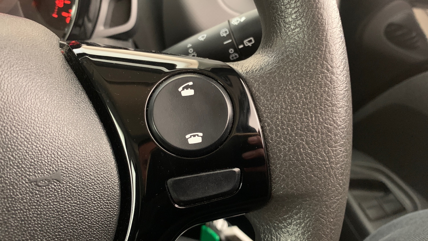 Used Peugeot 108 2018 for sale - 76866812: Photo 18