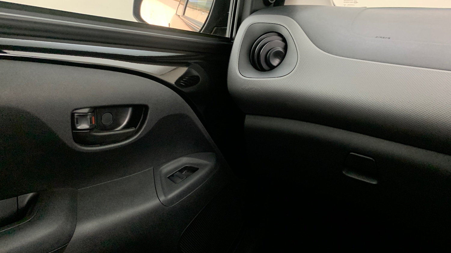 Used Peugeot 108 2018 for sale - 76866812: Photo 33