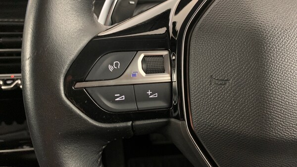 Used Peugeot 208 2021 for sale - 76110252: Photo 19