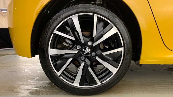 Used Peugeot 208 2021 for sale - 76110252: Photo 22