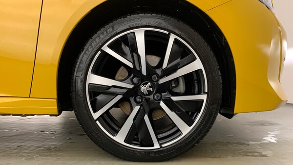 Used Peugeot 208 2021 for sale - 76110252: Photo 23