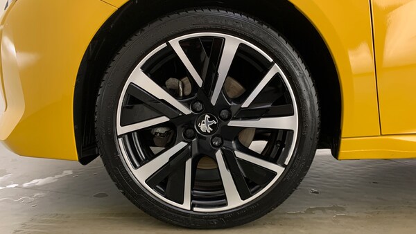 Used Peugeot 208 2021 for sale - 76110252: Photo 6