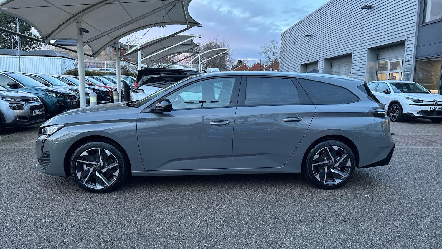 Used Peugeot 308 SW 2025 for sale - 76900054: Photo 6