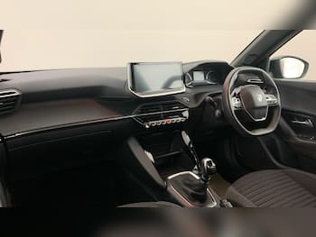 Used Peugeot 2008 2024 for sale - 79678126: Photo
